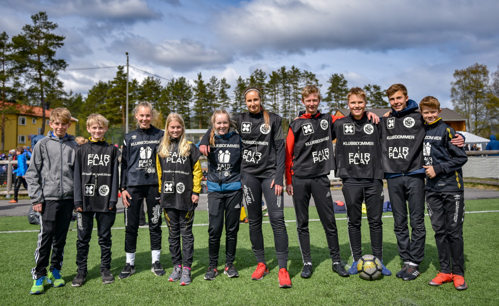 Nye klubbdommere: For en gjeng!